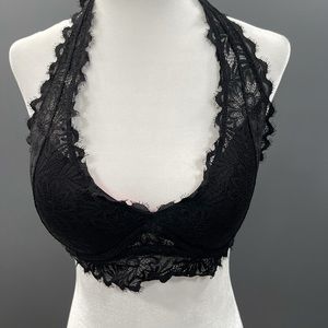 Victoria’s Secret Lace Bralette Black Medium C10